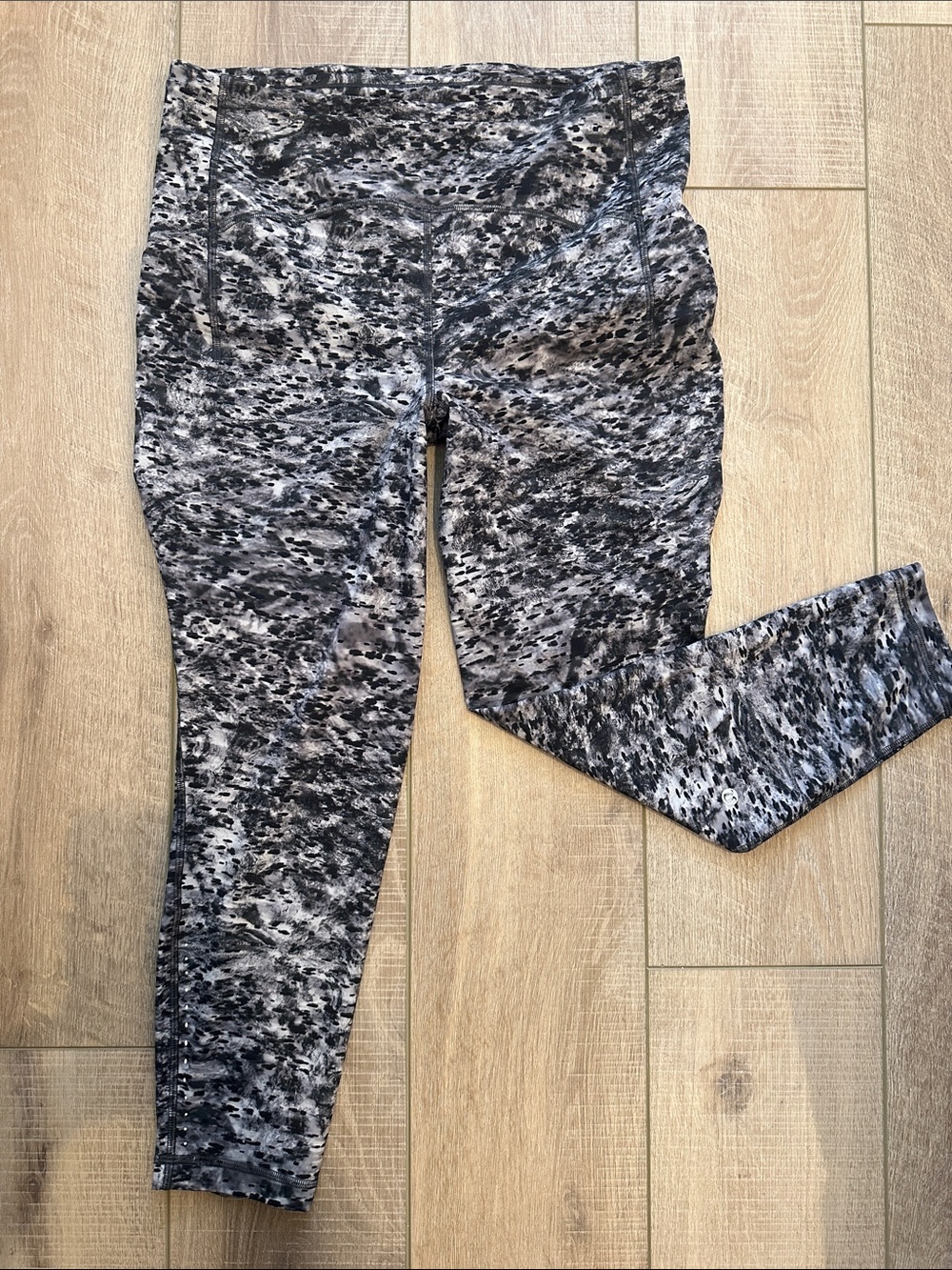 lululemon athletica Wunder Train Highrise 25” Leggings